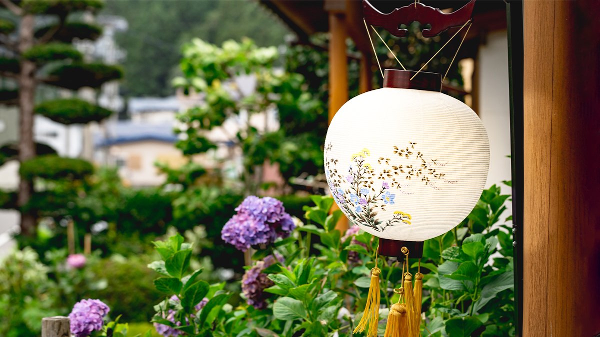 盆提灯 岐阜提灯 お盆提灯【岐阜提灯：高級モダン盆提灯 清水・藤 本絹二重張 回転灯