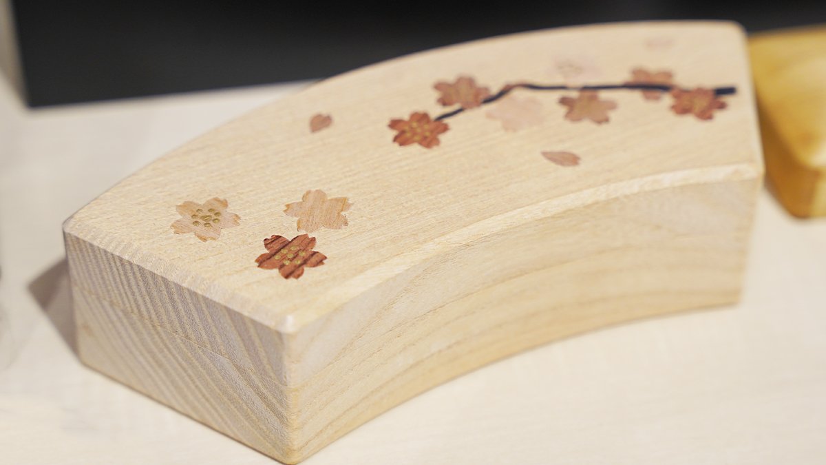 伝統工芸　江戸指物「池之端　京屋」の姿見 茶道文化とともに発展した【京指物】は上品な美しさが魅力的 ｜BECOS