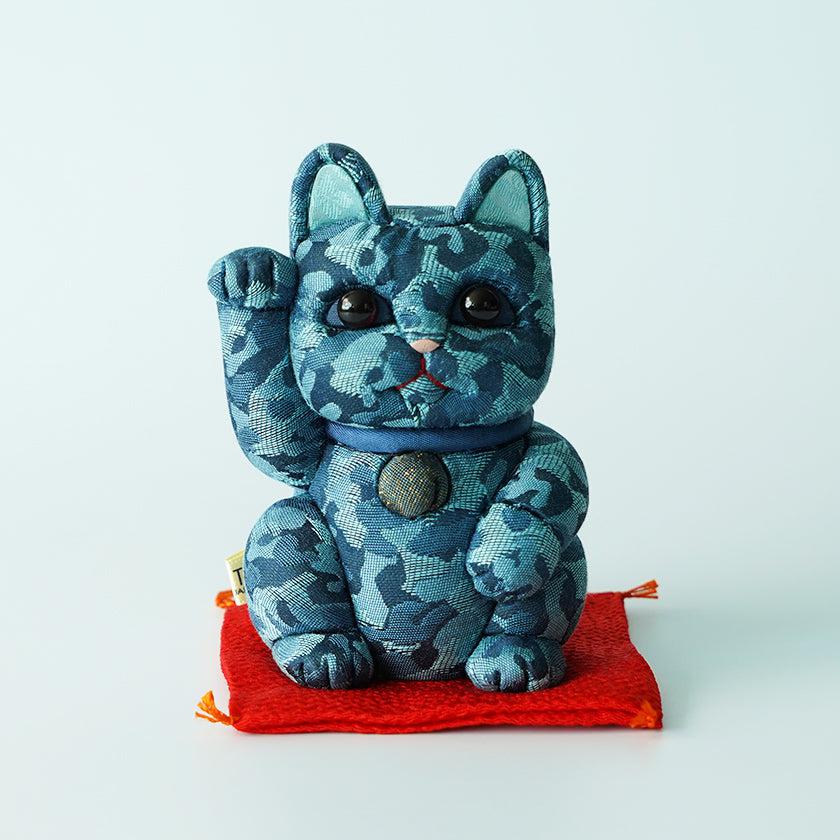 招き猫｜迷彩柄 (青) M | 江戸木目込み | 柿沼人形 ｜BECOS