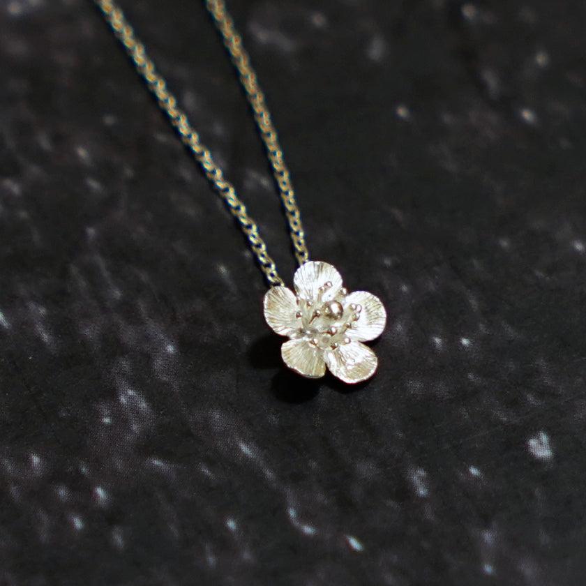 ネックレス｜Japanese apricot | 銀細工 | CHECOS ｜BECOS