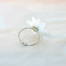 【アクセサリー】純白 (バレッタ、ブローチ、ピアス、リング 4点セット ) | つまみ細工