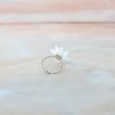 【アクセサリー】純白 (バレッタ、ブローチ、ピアス、リング 4点セット ) | つまみ細工