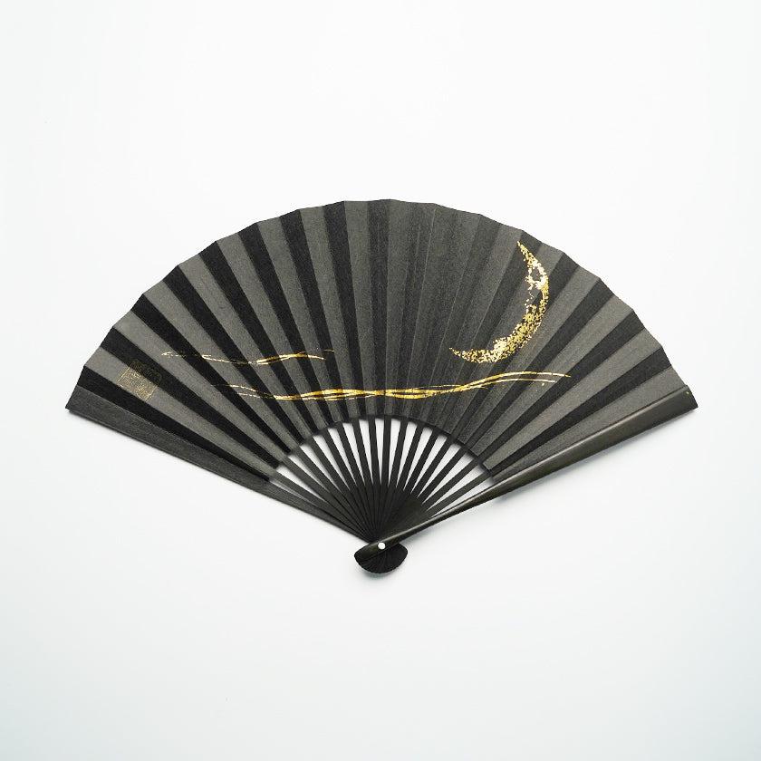 扇子｜三ヶ月 (黒) 金箔 | 唐紙 | 景美風月 ｜BECOS