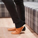 【スリッパ】Reela ワックスレザー ルームサボ(キャメル)