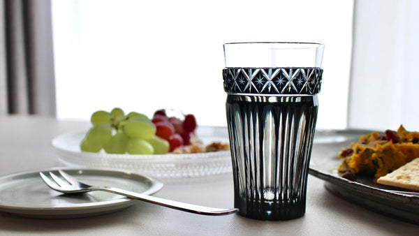 食卓を華やかに彩る薩摩切子のビアグラス