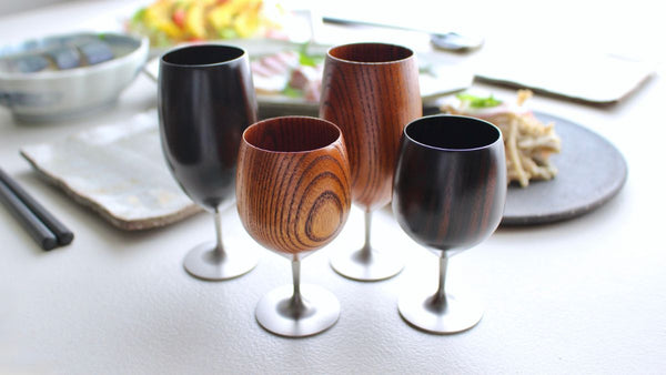 日本酒・ワインどちらもOK！小ぶりな漆器とステンレスのグラス（欅）