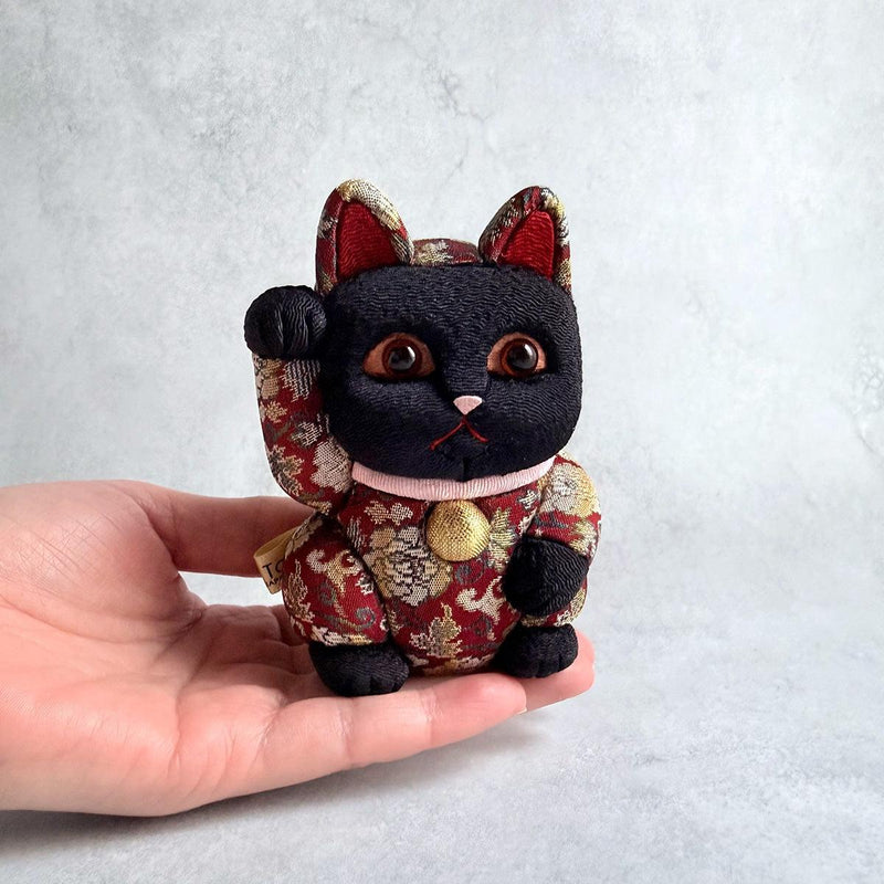 招き猫｜名物裂 S | 江戸木目込み | 柿沼人形 ｜BECOS