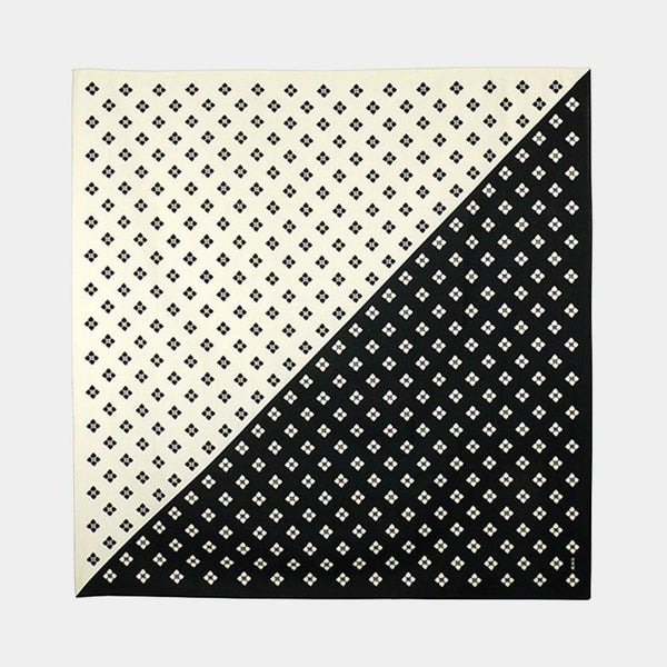 【風呂敷】大布 四つ葉小紋 | 横浜捺染 | 濱文様