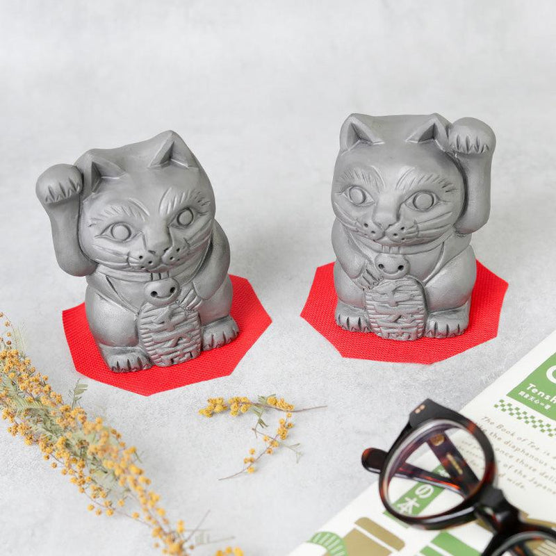 【招き猫】瓦の招き猫 | 淡路鬼瓦 | 瓦廊