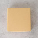 そろばんの底板は、内側が木地・外側が白色に変更になりました。