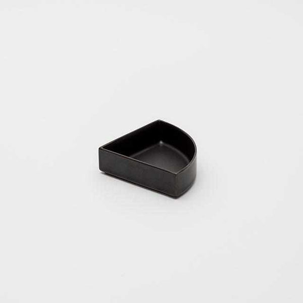 【有田焼】2016/ トマス アロンソ クウォーターディーププレート 100 (ブラック)