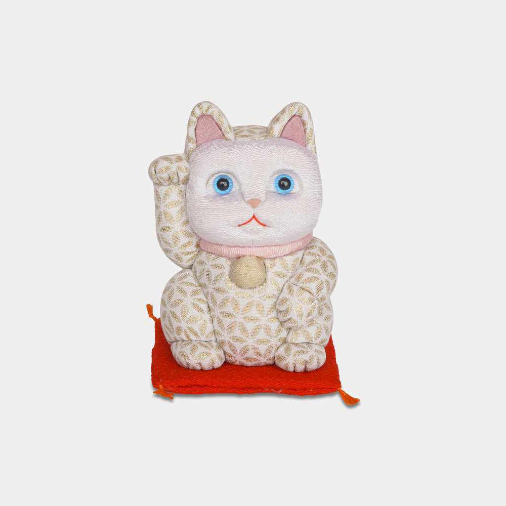招き猫｜金襴 S (白) | 江戸木目込み | 柿沼人形 ｜BECOS