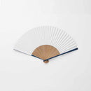 親骨 (両端の太い骨)の色は「青」から「唐木（茶）」に、変更になりました。