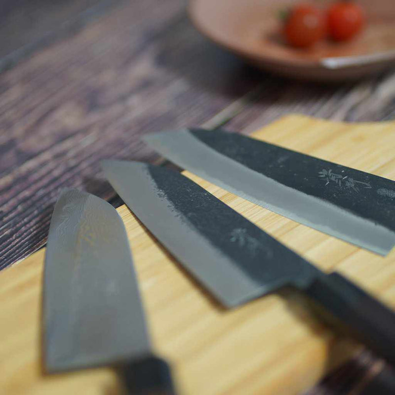 【三徳包丁】本鍛造 黒打 三徳包丁 170mm | 越前打刃物 | 鍛冶工房いわい