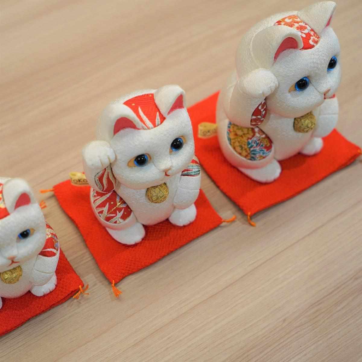 招き猫｜風水 (白) 無垢 リラックス | 江戸木目込み | 柿沼人形 ｜BECOS