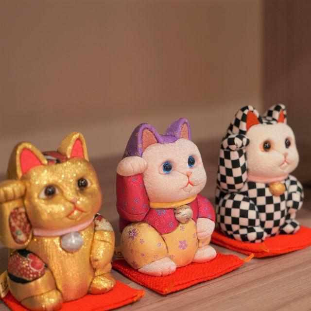 【招き猫】市松柄 S | 江戸木目込み | 柿沼人形