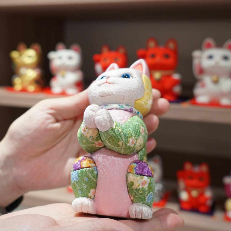 【招き猫】招き猫 星に願いを (ちりめん多色) | 江戸木目込み | 柿沼人形