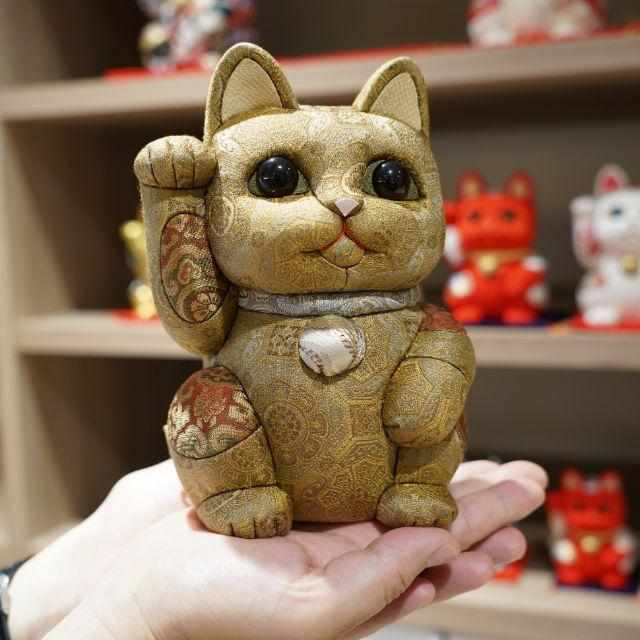 【江戸木目込み】柿沼人形 招き猫 (特大) 正絹緞子