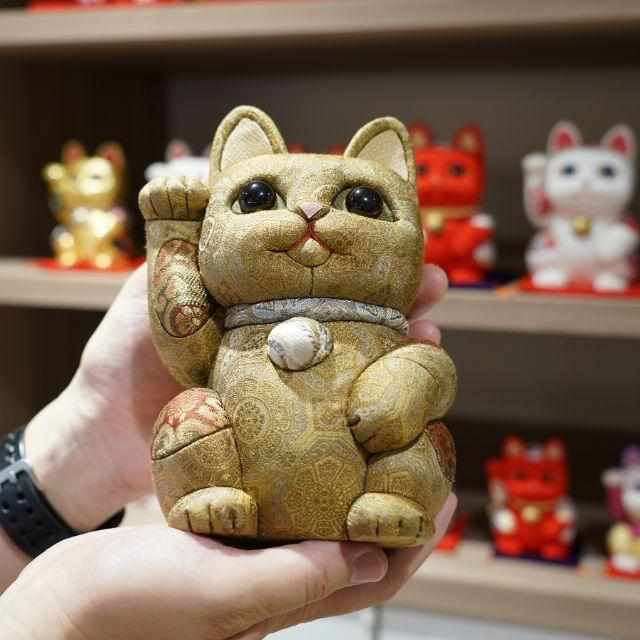 【江戸木目込み】柿沼人形 招き猫 (特大) 正絹緞子