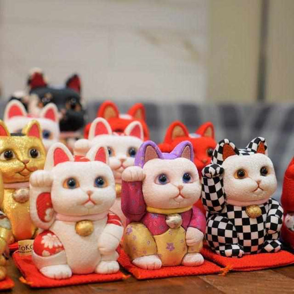 招き猫｜市松柄 S | 江戸木目込み | 柿沼人形 ｜BECOS