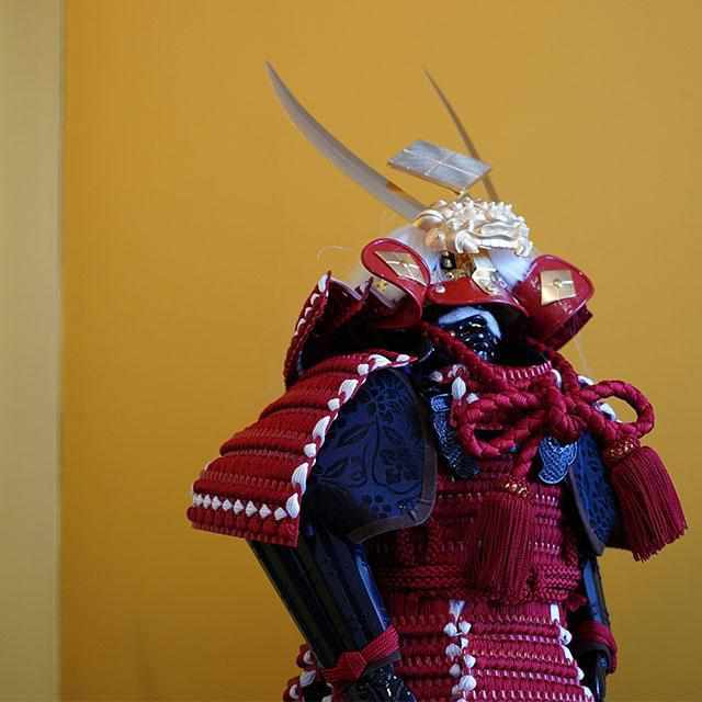【屏風】二枚折 縦型 金 | 本装屏風