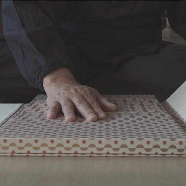 【経師】八千代綴り (大入) フォトブック 上仕上げ (小丸)