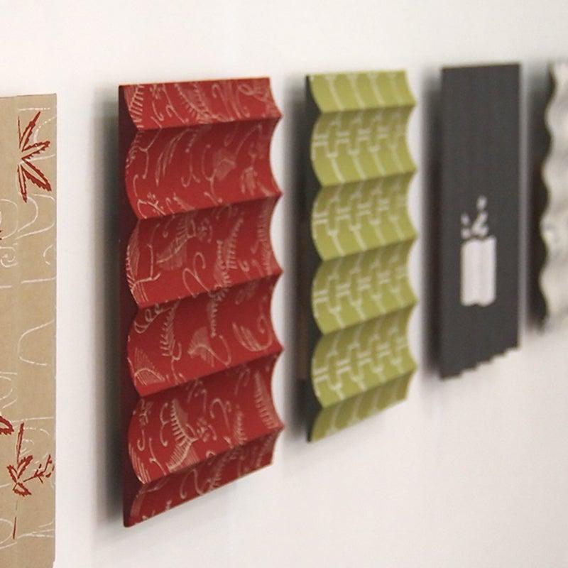 【アートパネル】Karakami wall panel 松唐草 | 京からかみ |丸二