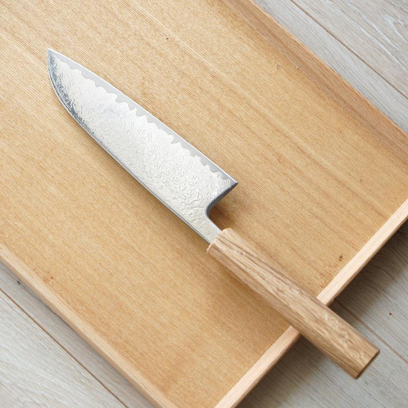 BECOSオリジナルの三徳包丁 V10ダマスカス31層 樫八角柄 170。堺の老舗ブランドの技術が結集