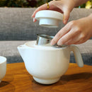 【有田焼】2016/ ポーリーン デルトゥア ティーポット (ホワイト)