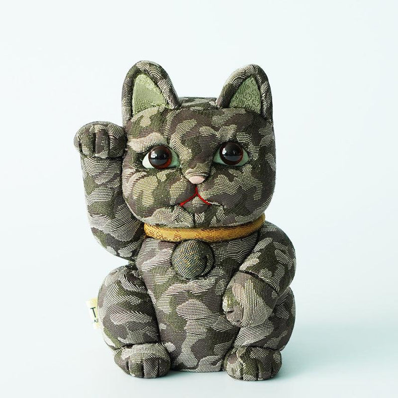 【招き猫】迷彩柄 (緑) M | 江戸木目込み | 柿沼人形