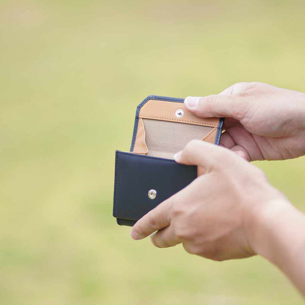 【財布】三折 (群青) | 松阪牛革 | バンビ