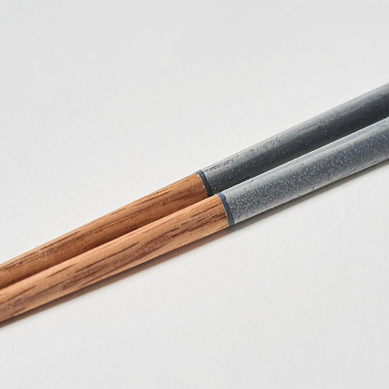 【箸】UTSUWATO 三角 23cm (食洗機対応) | 若狭塗 | 箸蔵まつかん