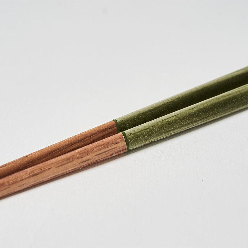 【箸】UTSUWATO 三角 23cm (食洗機対応) | 若狭塗 | 箸蔵まつかん
