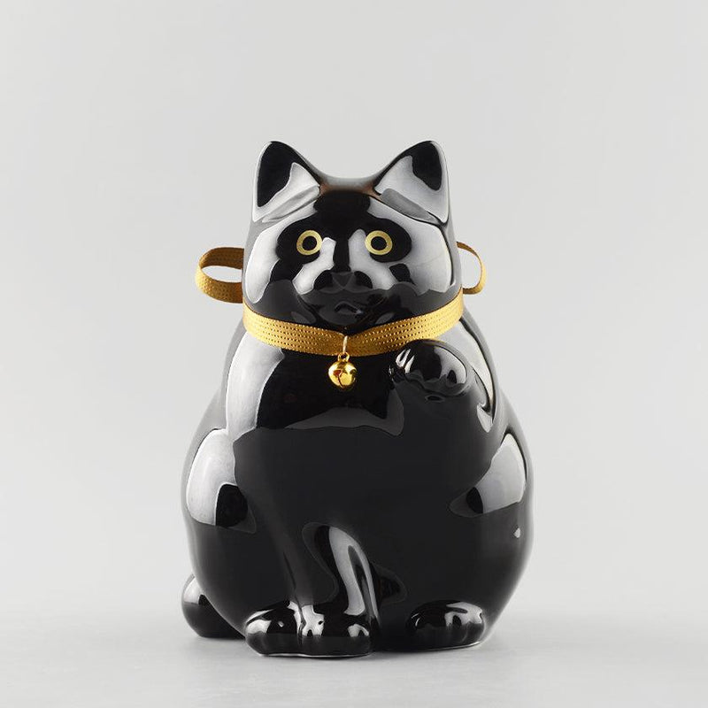 【招き猫】へそくりの招き猫 弍号 黒丸 | 肥前吉田焼 | Kata Koto
