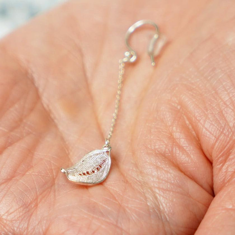 【ピアス】Cherry blossam drop (S) | 銀細工 | CHECOS