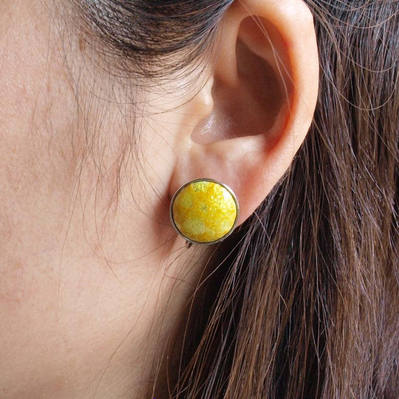 【イヤリング】丸15mm 透(Suke) 全6色 | 無線銀貼七宝