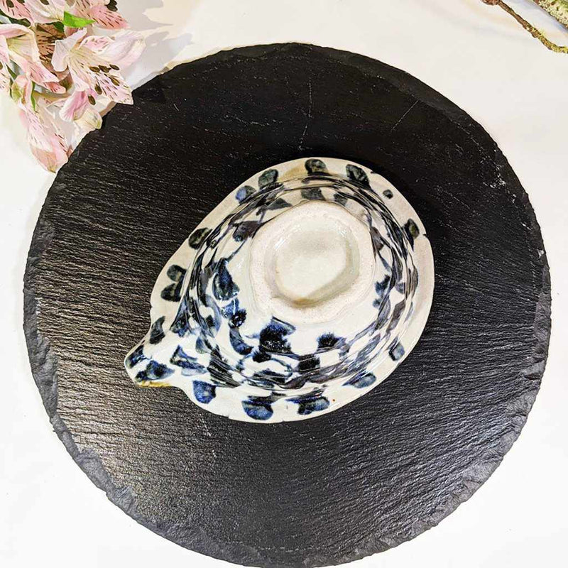 【美濃焼】マルモ加藤陶器 タコ唐草 片口小鉢