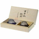 【江戸硝子】彫刻硝子 青赤富士 祝盃 (ペア) 木箱入