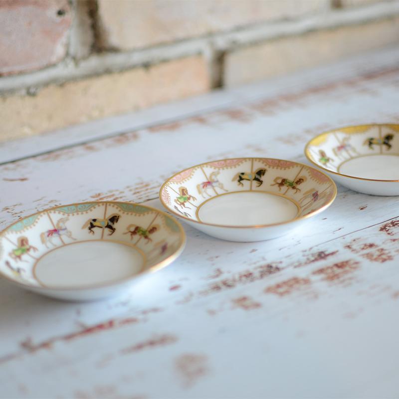 【磁器】大倉陶園 「うまくゆく 回転木馬」 10cmミニディッシュ（3色セット）