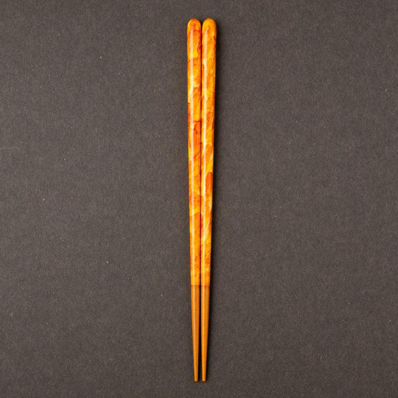 【夫婦箸】 ペア 彩筆 (春山・紅葉) 箸置付 (22.5cm) | 筆描き