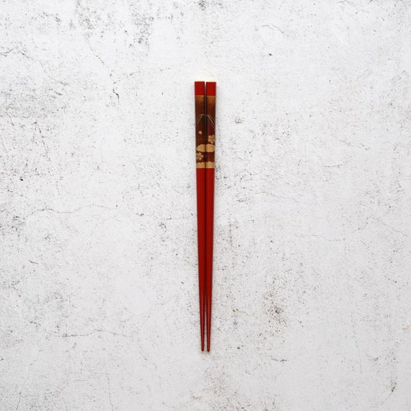 【輪島うるし箸 】橋本幸作漆器店 手描き蒔絵箸 金梨地 富士桜 朱 (1膳, 名入れ可)