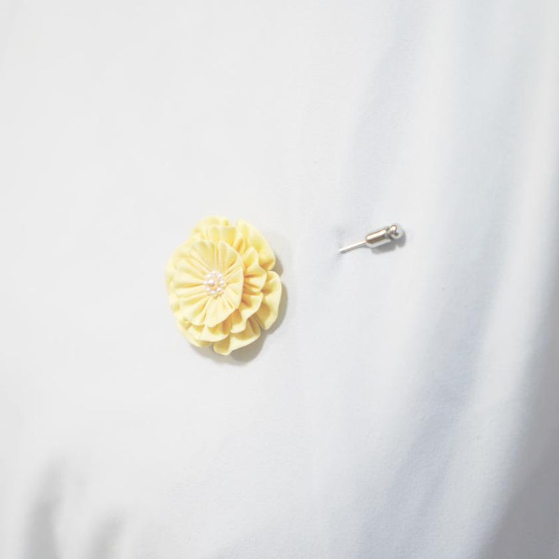 【アクセサリー】イエロー (ハットピンブローチ、ブローチ、ノンホールピアス、ヘアクリップ 4点セット ) | つまみ細工