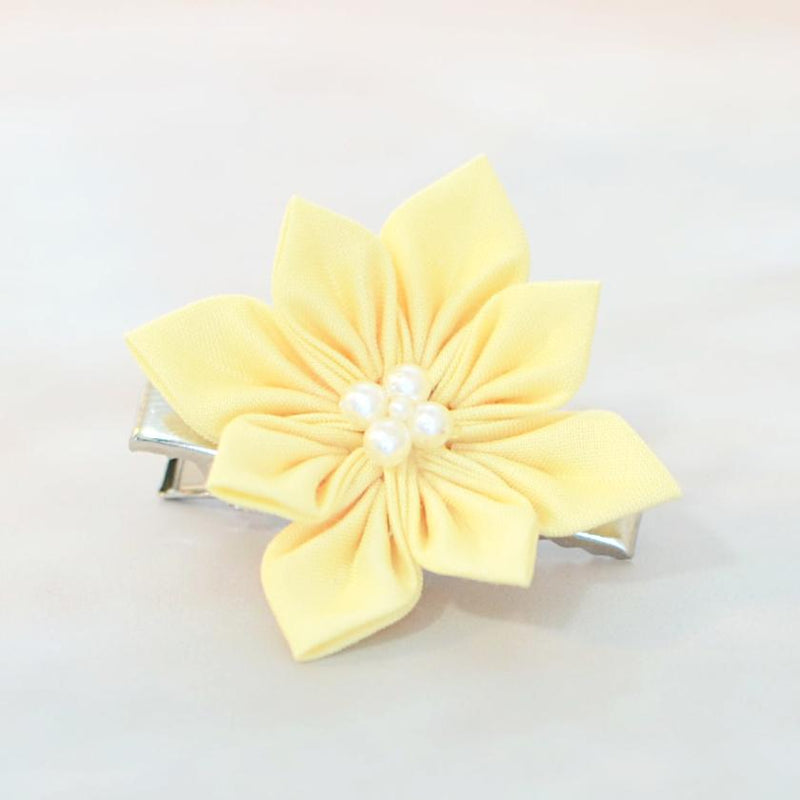 【アクセサリー】イエロー (ハットピンブローチ、ブローチ、ノンホールピアス、ヘアクリップ 4点セット ) | つまみ細工
