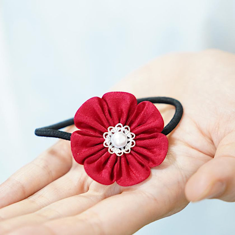 【アクセサリー】茜 (丸ブローチ、六角ブローチ、ヘアクリップ、ヘアゴム 4点セット ) | つまみ細工