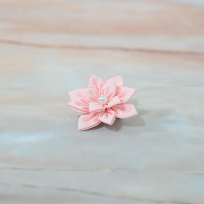 【アクセサリー】桜 (バレッタ、三角ブローチ、四角ブローチ、丸ブローチ 4点セット ) | つまみ細工