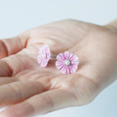 【ピアス】クロースフラワー 聴 (ゆるし) | つまみ細工