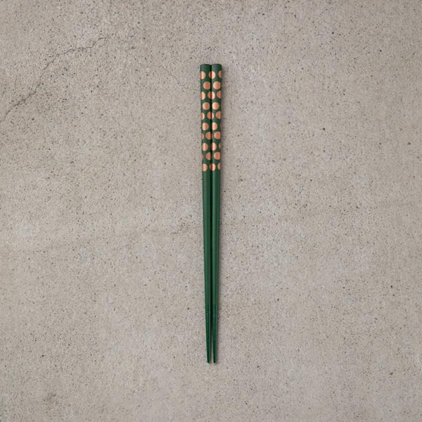 【漆 十八膳塗】十八膳 箸 水玉 緑 (1膳)