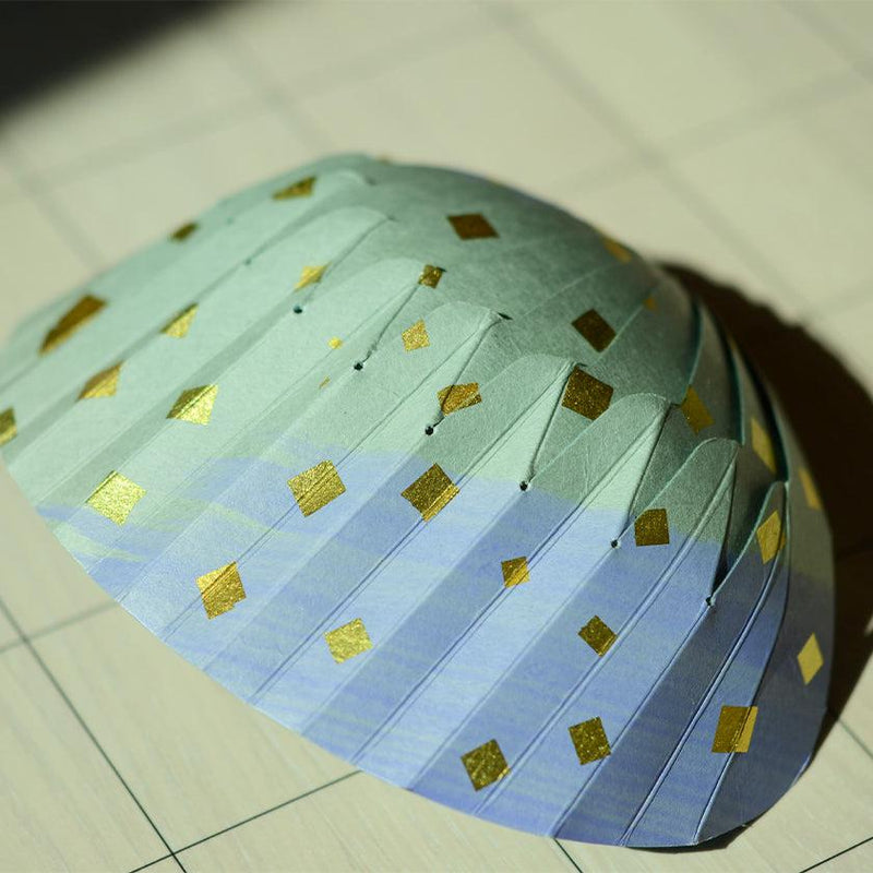 【折り紙トレイ】紙の貝殻椀 刷毛石紫 | 加飾技法