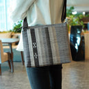 【トラベルショルダー】綾羽 (グレー茶) | 八重山みんさー織り |あざみ屋