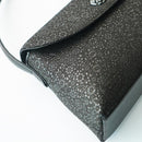 【フォーマルバッグ】D 変わり菊唐草 (黒地×黒漆) | 甲州印伝 | 印傳屋